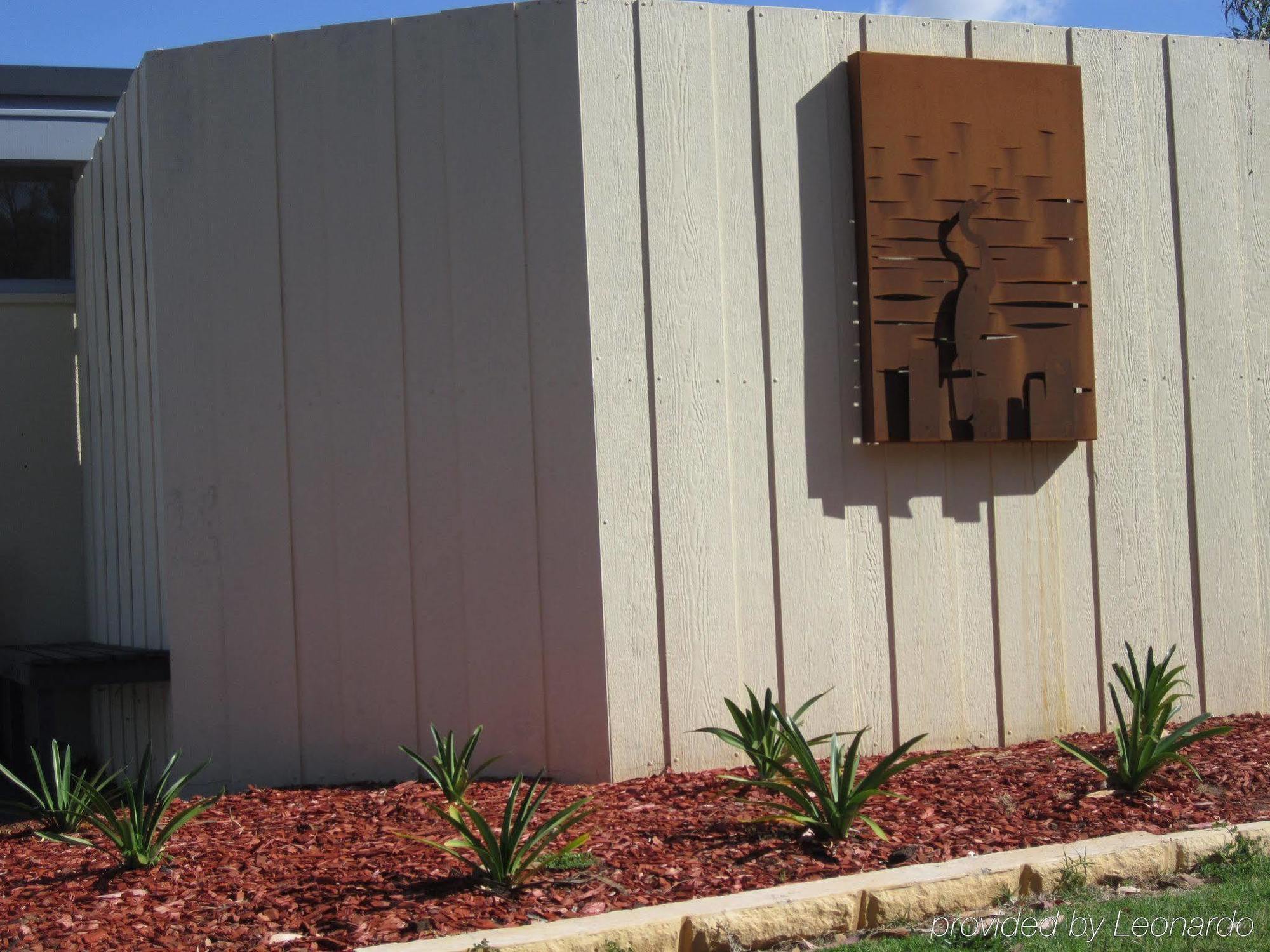 William Macintosh Motor Lodge Naracoorte Dış mekan fotoğraf